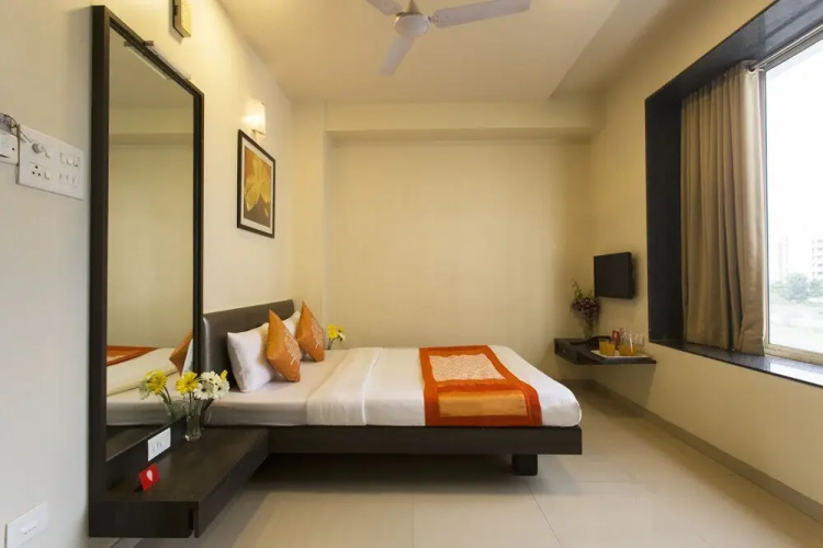 Bhagyashree Executive by OYO Rooms