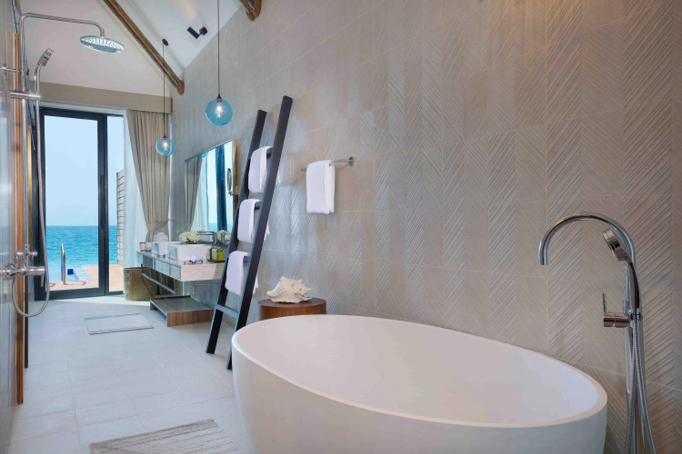 Anantara World Islands Dubai Resort photo 9
