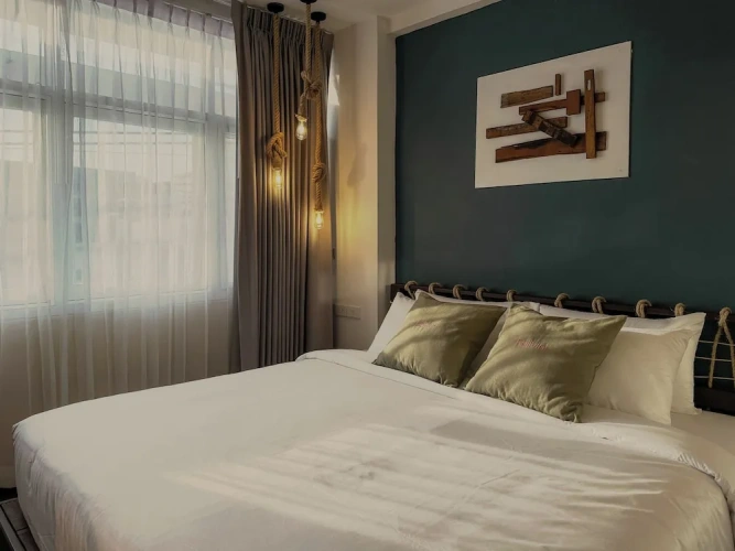 Deluxe Double room with city view