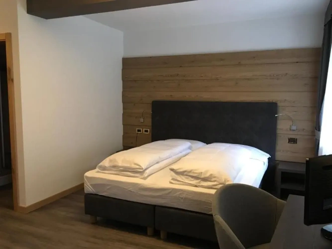 Standard Double room with view
