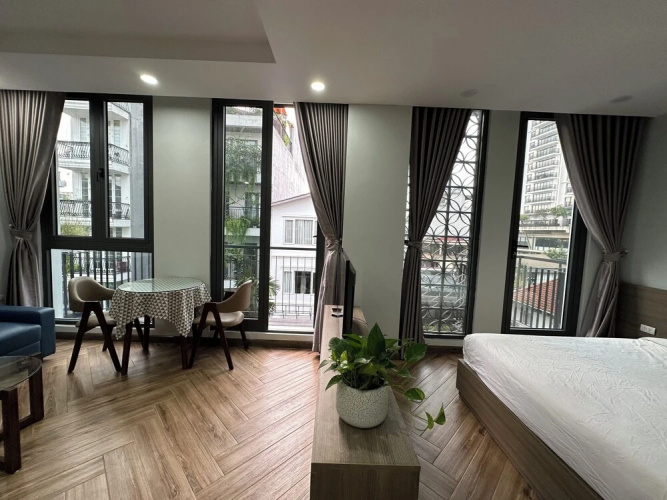 Westlake Emerald Suites