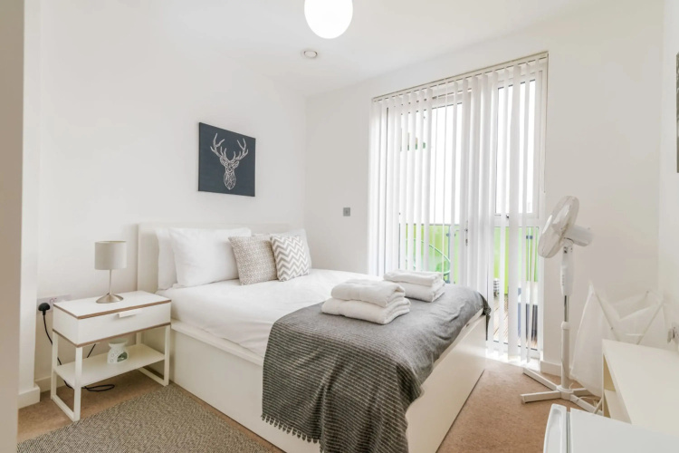 Gorgeous Wembley Flat