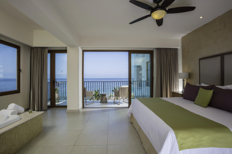 Almar Resort Luxury Beach Front Experience
