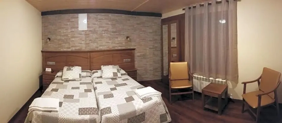 3 Bedrooms Apartment