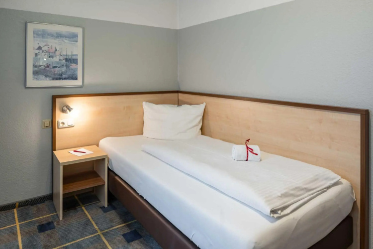 Astoria City Resort