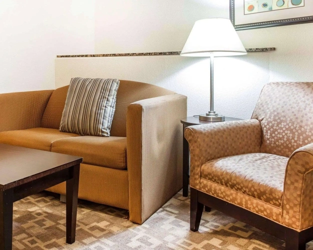 Quadruple Suite