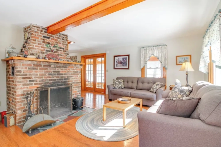 3 Bedrooms Cottage