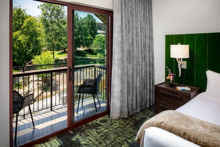 Standard Double room with balcony