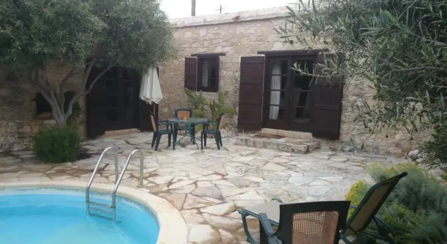 Kipseli Cottage