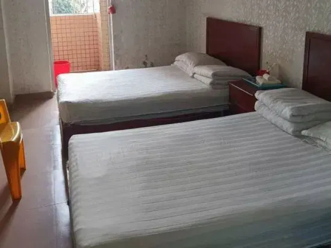 Longchang Hotel