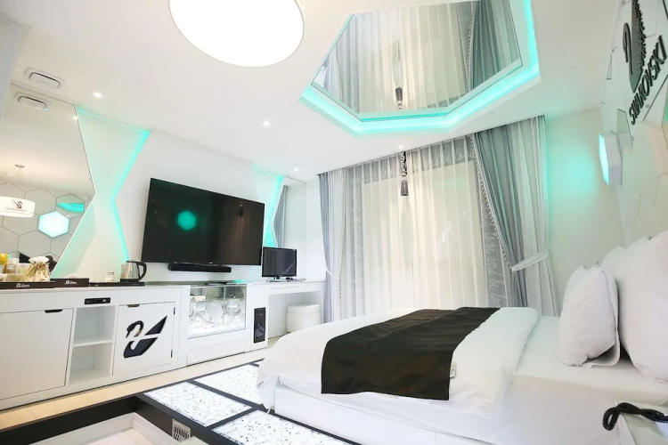 K Luxury Hotel