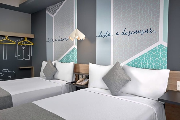 Superior Quadruple room