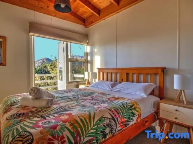 3 Bedrooms Cottage
