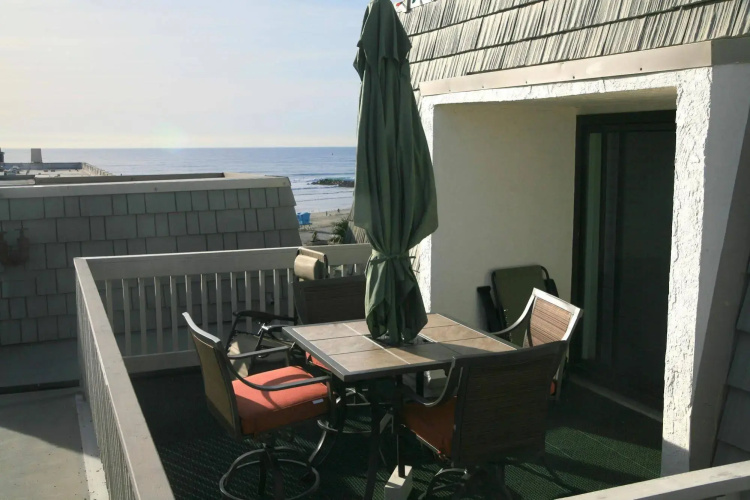 Ocean Breeze Retreat