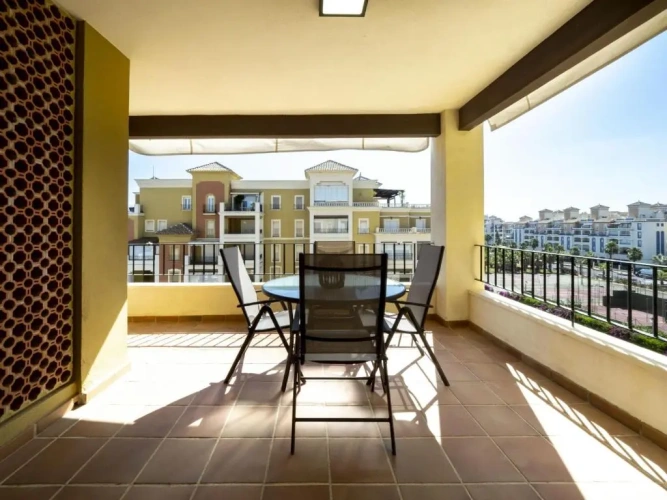 Deluxe Apartment