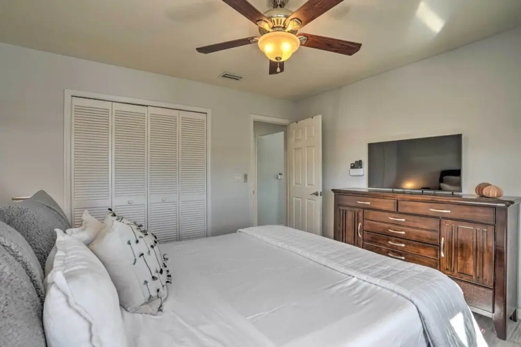 3 Bedrooms Cottage