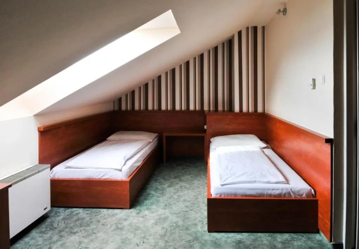 Economy Twin room