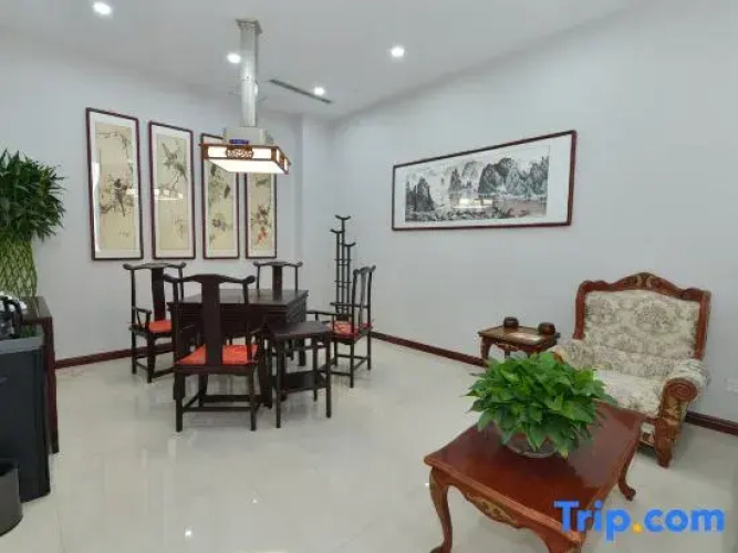 San He Hotel