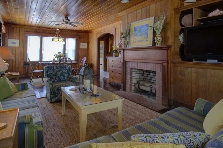 Mamas Cottage