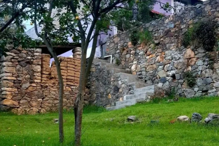 Cabaña La Roca