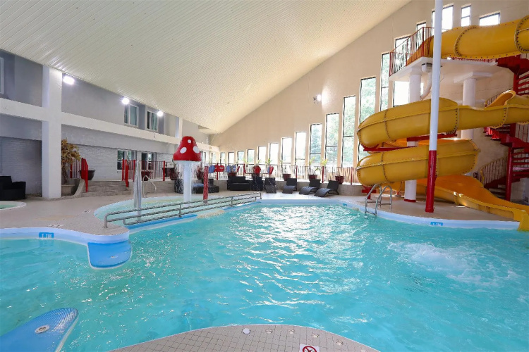 Clarion Pointe photo 17
