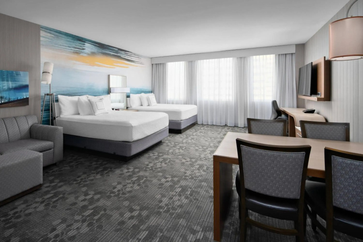 Courtyard by Marriott Edmonton Downtown