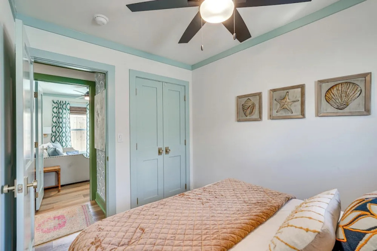 Chic PCB Getaway w/ Private Yard - Walk to Beach!