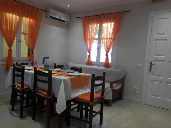 3 Bedrooms Apartment with sea view