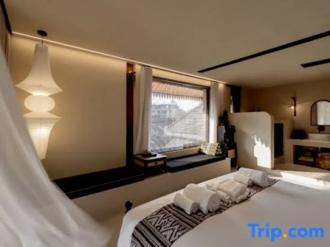 Standard Double room with land view