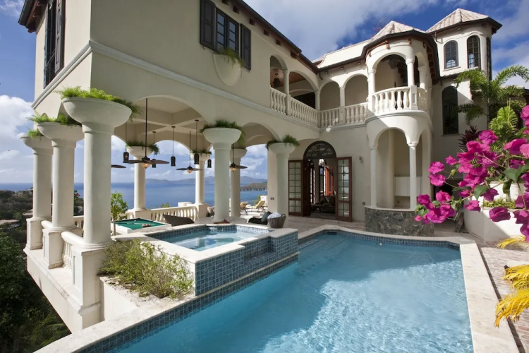 Villa Nonna - Five Bedroom Villa