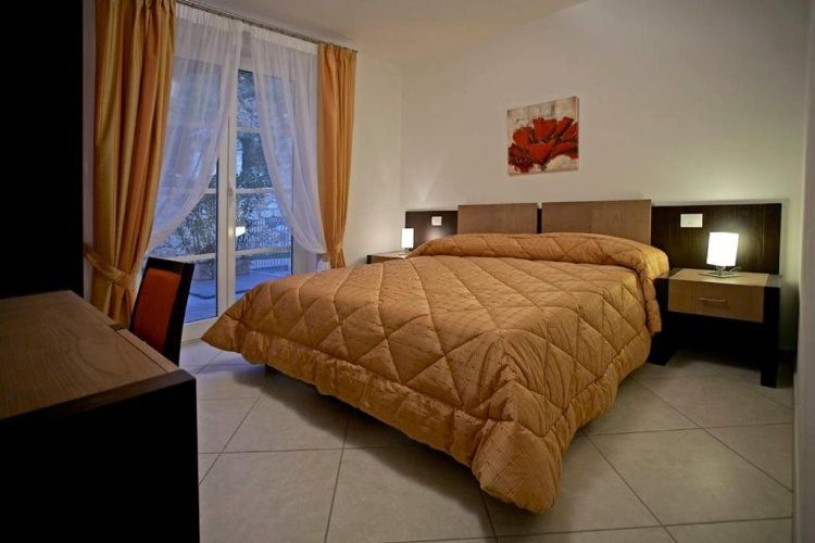 1 Bedroom Double Apartment