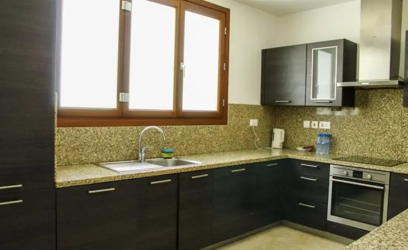 Exclusive 3-bedroom Marina Escape