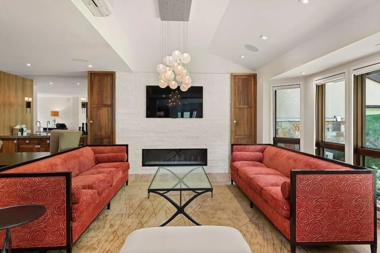 3 Bedrooms Cottage