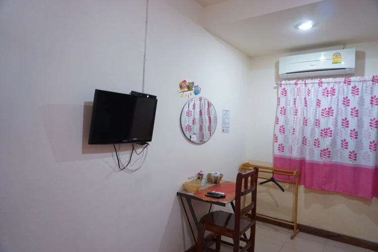 Chomkhong Hotel