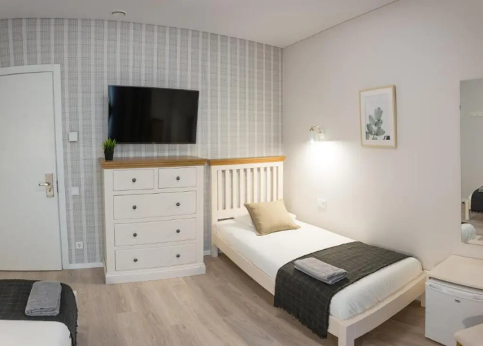 Real House Jasinskio SELF CHECK-IN