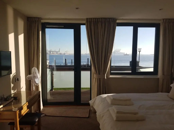 Deluxe Double room with balcony and with sea view