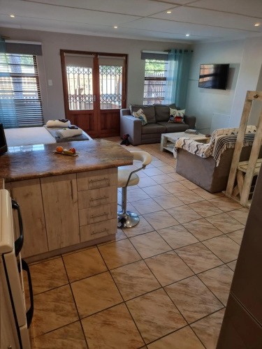 Dolphins Self-Catering Accommodation