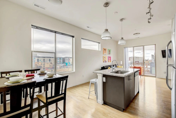 3BR Downtown Loft Financial District