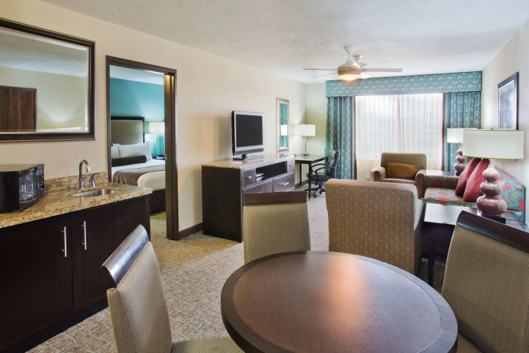 Crowne Plaza Anchorage Midtown photo 7