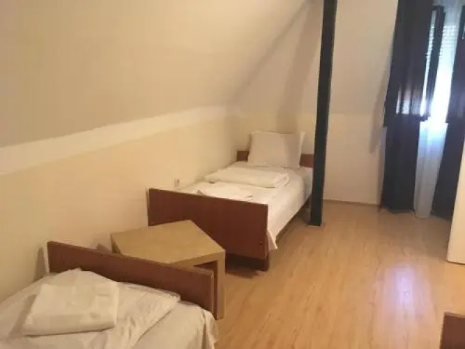B&B Villa Pipacs