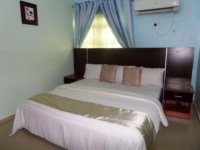 Mucken Hotel