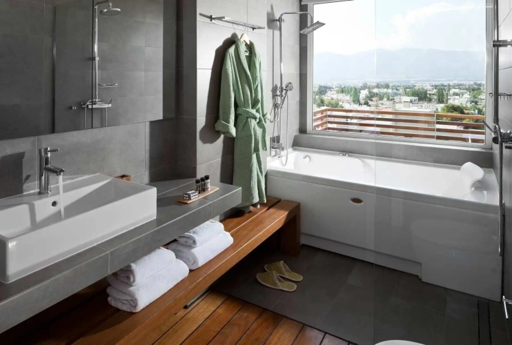 Double Suite