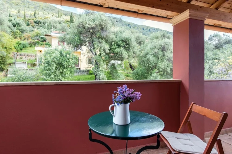 3 Bedrooms Cottage
