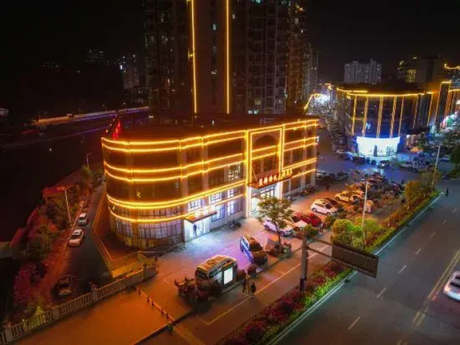 Blue Lin Hotel