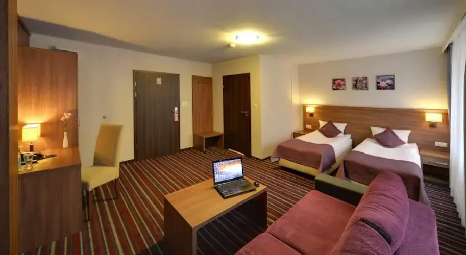Hotel Camelot