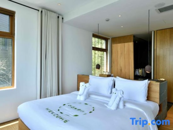 2 Bedrooms Villa