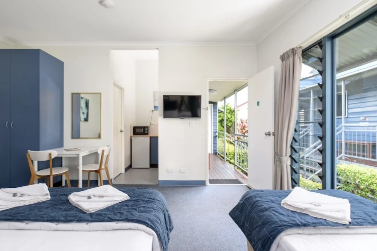 Standard Quadruple room with balcony