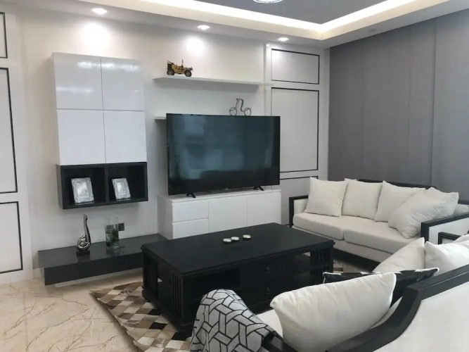 1 Bedroom Apartment with balcony
