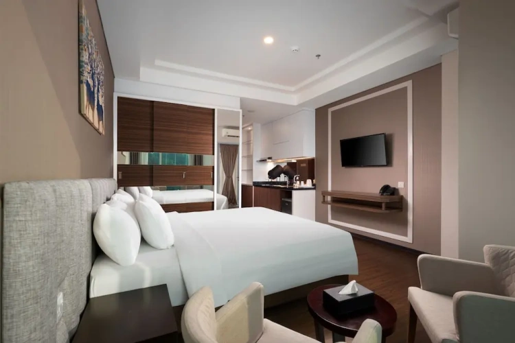 Deluxe Double room with garden view