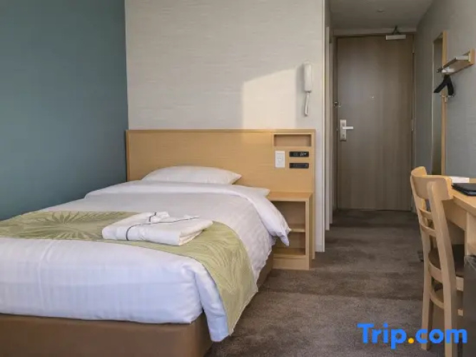 Standard Twin room with balcony